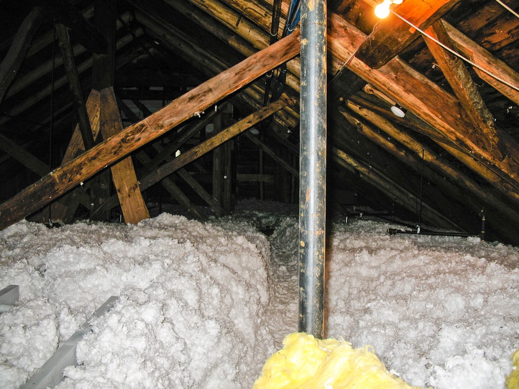 prevent ice dams bend oregon